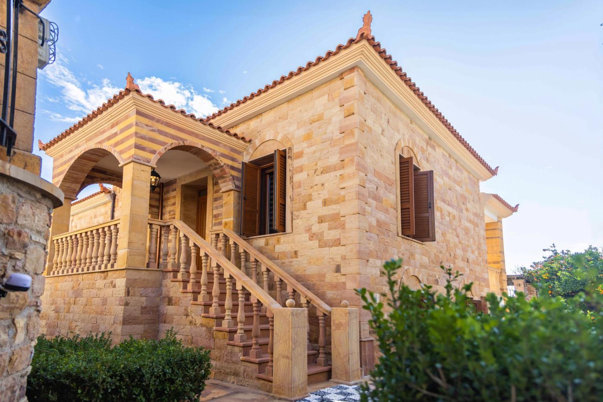 Archontiko Frideriki Luxury Apartments Chios Town Luaran gambar