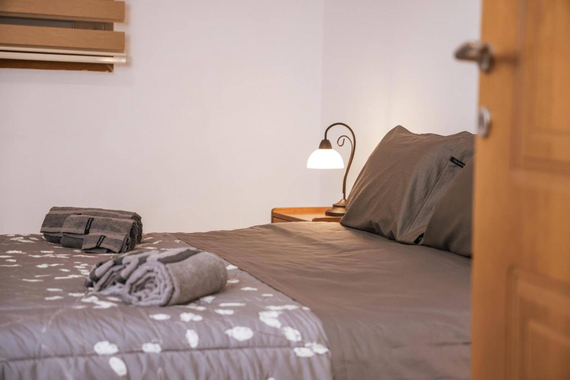 Archontiko Frideriki Luxury Apartments Chios Town Luaran gambar