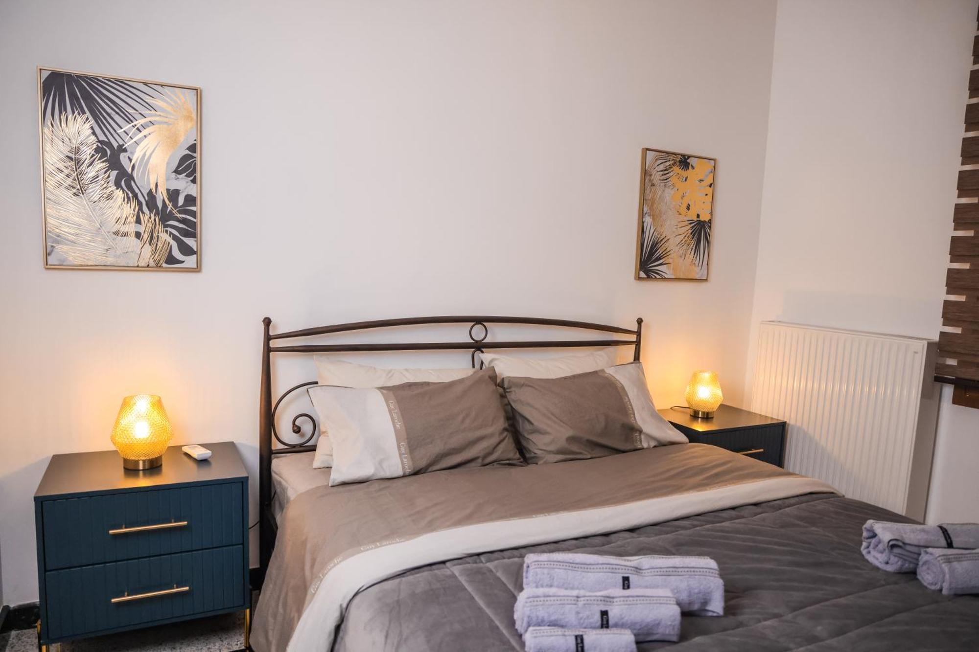 Archontiko Frideriki Luxury Apartments Chios Town Luaran gambar
