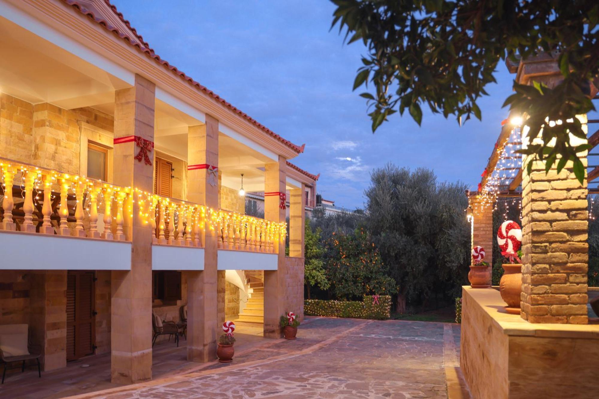 Archontiko Frideriki Luxury Apartments Chios Town Luaran gambar